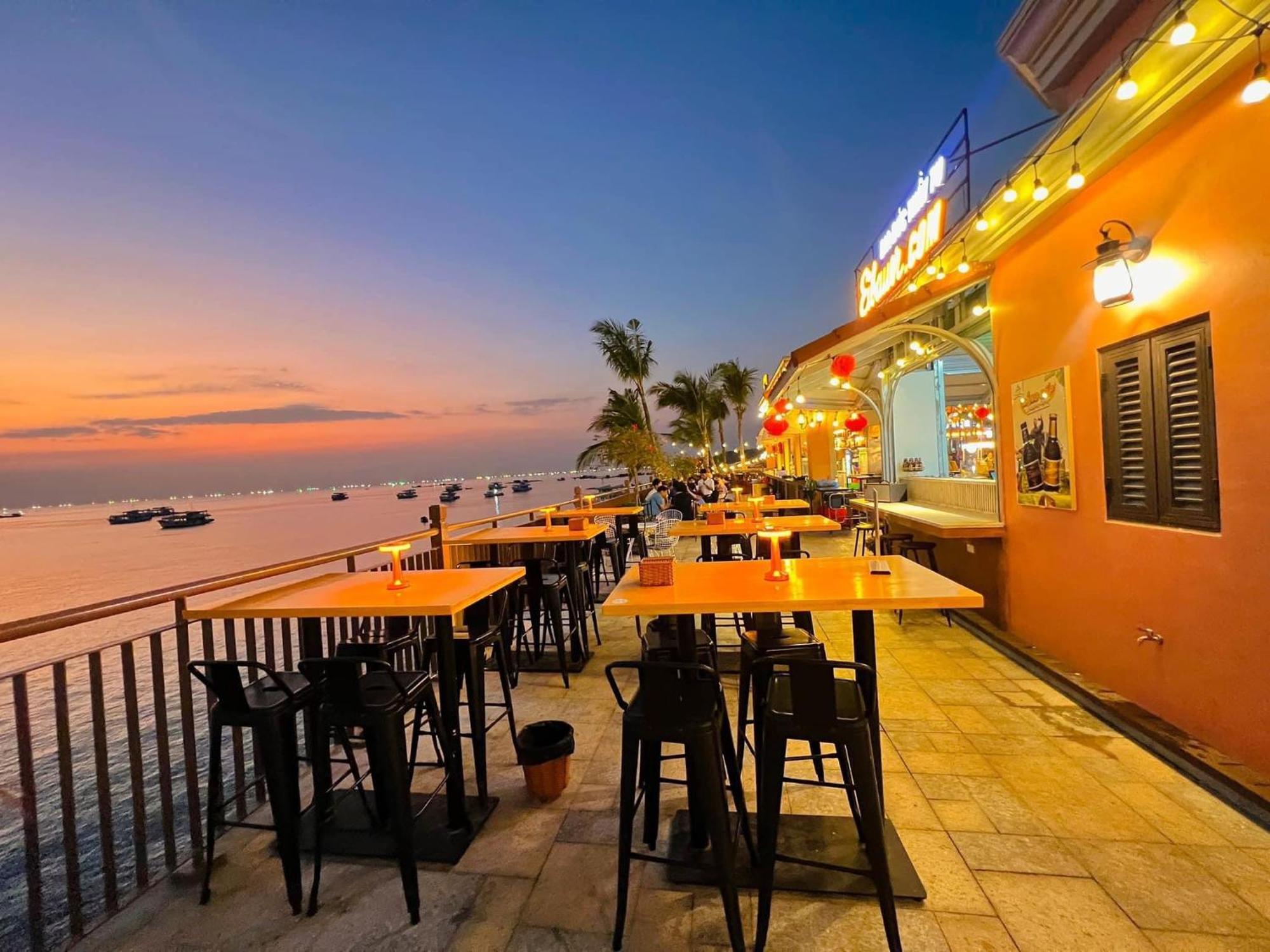 Aparthotel Sunset Sorrento Phú Quý Zewnętrze zdjęcie